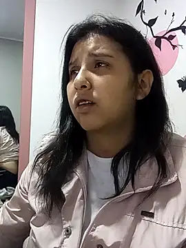 Snapshot of AddySweet chatting on 10/13/25, 10:43 AddySweet online show from 10/13/25, 10:43