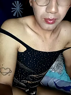 karola horny online show from 10/15/25, 01:17