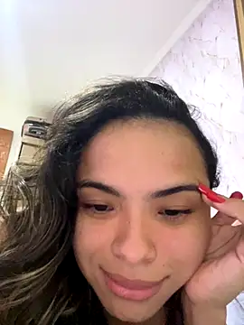 Snapshot of safadinhaquenteW chatting on 10/21/25, 11:27 safadinhaquenteW online show from 10/21/25, 11:27