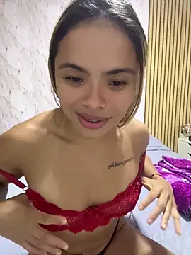 Snapshot of safadinhaquenteW chatting on 03/11/26, 06:47 safadinhaquenteW online show from 03/11/26, 06:47
