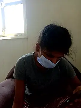Snapshot of Hina_School chatting on 10/13/25, 04:34 Hina School online show from 10/13/25, 04:34
