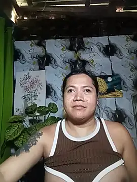 trishacummerts online show from 06/08/26, 02:01