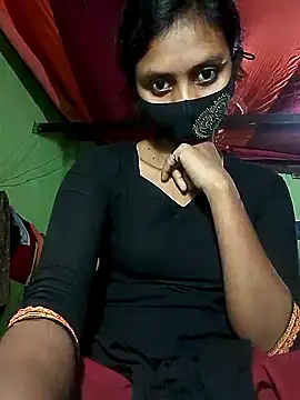 Snapshot of Night_Queen20 chatting on 10/26/25, 01:06 Night Queen20 online show from 10/26/25, 01:06