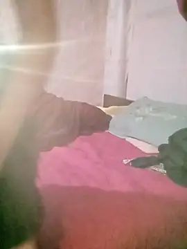 Snapshot of SansanCii chatting on 11/16/25, 12:22 SansanCii online show from 11/16/25, 12:22