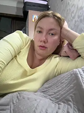 Snapshot of Barby_Kiss chatting on 10/12/25, 02:27 Barby Kiss online show from 10/12/25, 02:27