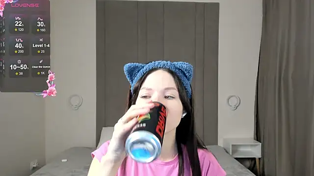 ChillGato online show from 11/17/25, 01:33