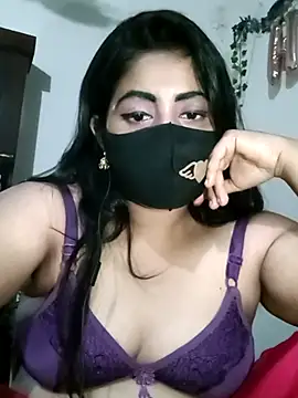 Snapshot of Jessica-03 chatting on 11/04/25, 11:48 Jessica-03 online show from 11/04/25, 11:48