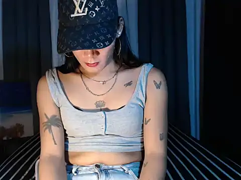 kettie  online show from 10/30/25, 01:12