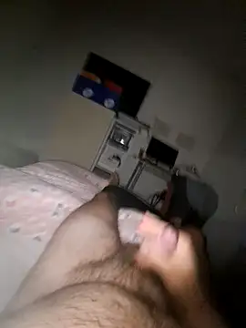 Snapshot of nico33000a chatting on 10/30/25, 09:59 nico33000a online show from 10/30/25, 09:59