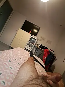 Snapshot of nico33000a chatting on 11/14/25, 05:00 nico33000a online show from 11/14/25, 05:00