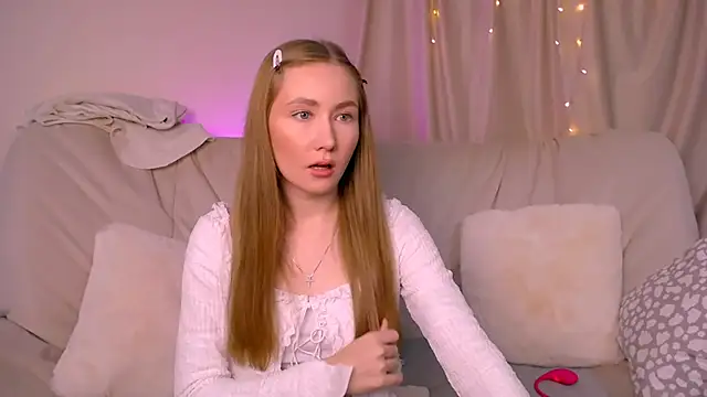 EllyColins online show from 11/14/25, 03:05