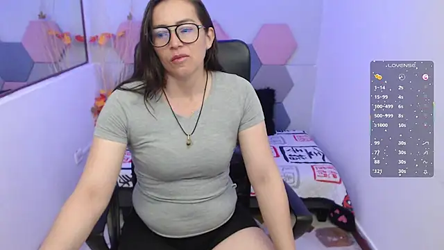 Lui Fer01 online show from 10/15/25, 10:37