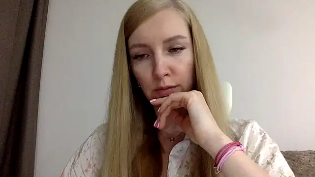 Snapshot of Neralith chatting on 05/17/26, 05:53 Neralith online show from 05/17/26, 05:53