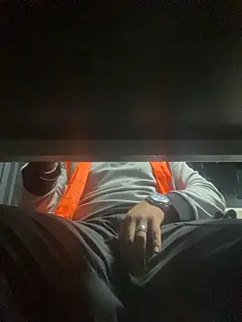 Snapshot of arasazgin chatting on 10/21/25, 04:30 arasazgin online show from 10/21/25, 04:30