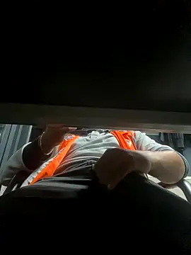 Snapshot of arasazgin chatting on 10/22/25, 04:07 arasazgin online show from 10/22/25, 04:07