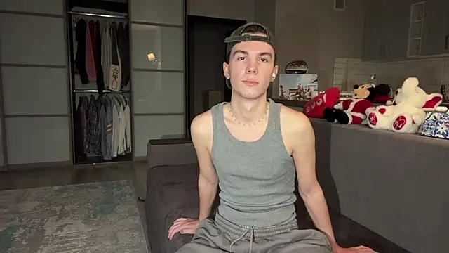 Snapshot of Jeremy1Scott chatting on 11/21/25, 03:27 Jeremy1Scott online show from 11/21/25, 03:27