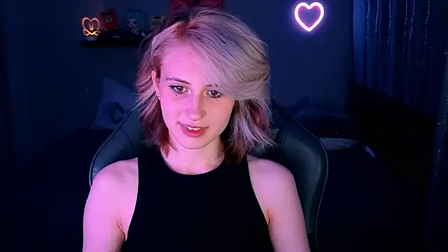 Keti moon online show from 06/17/26, 07:48