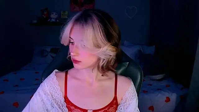 Keti moon online show from 07/18/26, 06:23