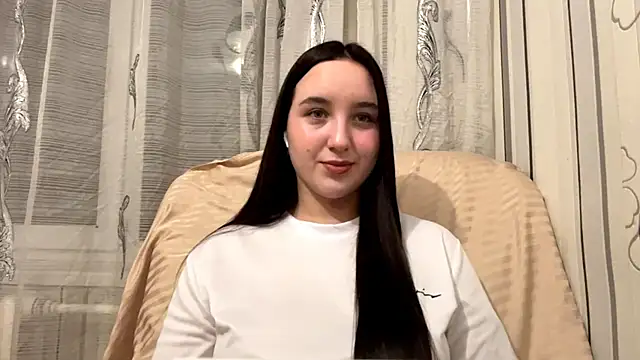 DaisyMolly online show from 11/11/25, 06:08