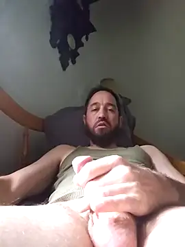 Snapshot of LudaX1 chatting on 10/24/25, 04:03 LudaX1 online show from 10/24/25, 04:03