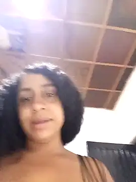 Snapshot of lacrespa24 chatting on 11/13/25, 12:42 lacrespa24 online show from 11/13/25, 12:42