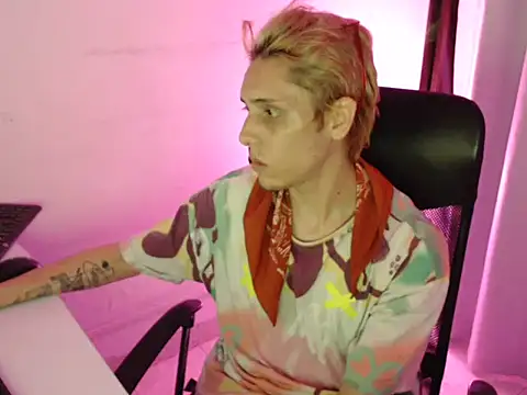 KingSuccubus online show from 10/17/25, 06:27