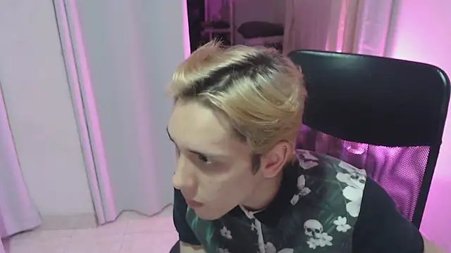 KingSuccubus online show from 11/07/25, 04:45