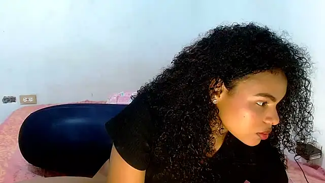 Snapshot of Valerii_smithh chatting on 12/02/25, 12:05 Valerii smithh online show from 12/02/25, 12:05