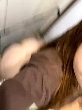 Snapshot of ruivinhadancer chatting on 11/12/25, 02:34 ruivinhadancer online show from 11/12/25, 02:34