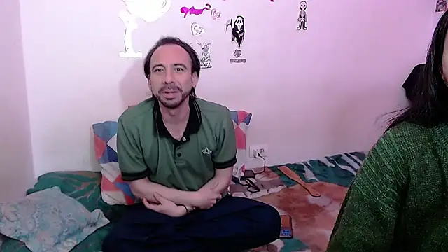 Isis Robert online show from 11/04/25, 11:04