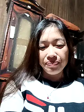 -Paige- online show from 11/26/25, 11:33