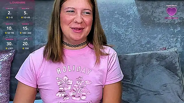 Snapshot of MaryCruze chatting on 10/15/25, 03:50 MaryCruze online show from 10/15/25, 03:50