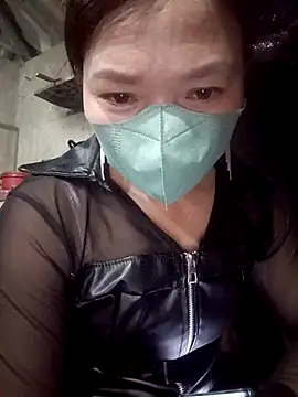Snapshot of nat-tri chatting on 01/11/26, 03:17 nat-tri online show from 01/11/26, 03:17