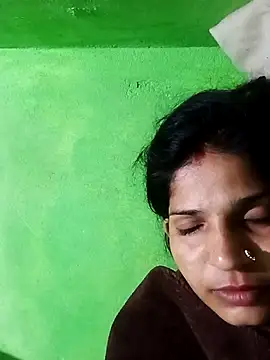 Karishma cute online show from 10/17/25, 11:18