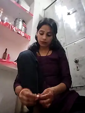 Nitya hot online show from 11/18/25, 01:48