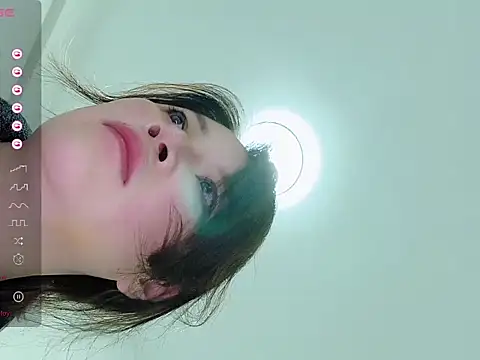 Snapshot of xlou-baby chatting on 11/01/25, 12:18 xlou-baby online show from 11/01/25, 12:18