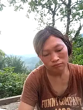 siusiu-00 online show from 05/22/26, 11:49