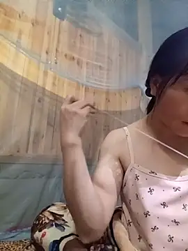 Snapshot of Meo_x chatting on 10/19/25, 02:18 Meo x online show from 10/19/25, 02:18