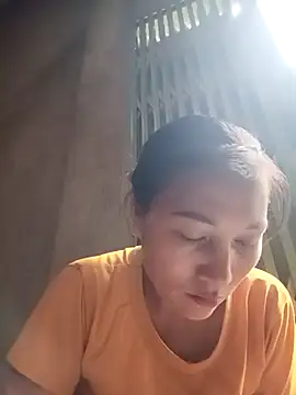 Snapshot of Meo_x chatting on 10/21/25, 09:32 Meo x online show from 10/21/25, 09:32