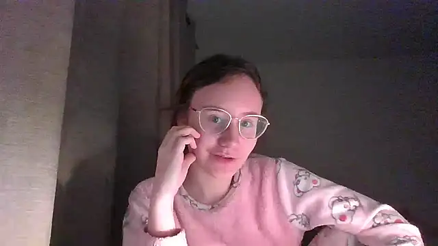 Snapshot of LuckySLove chatting on 01/07/26, 08:22 LuckySLove online show from 01/07/26, 08:22