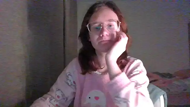 Snapshot of LuckySLove chatting on 01/09/26, 09:27 LuckySLove online show from 01/09/26, 09:27