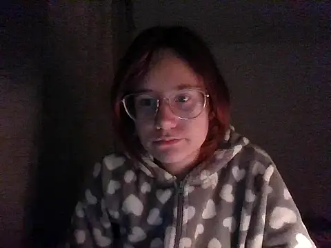 Snapshot of LuckySLove chatting on 01/13/26, 06:35 LuckySLove online show from 01/13/26, 06:35