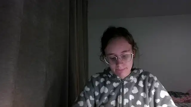 Snapshot of LuckySLove chatting on 01/16/26, 09:19 LuckySLove online show from 01/16/26, 09:19