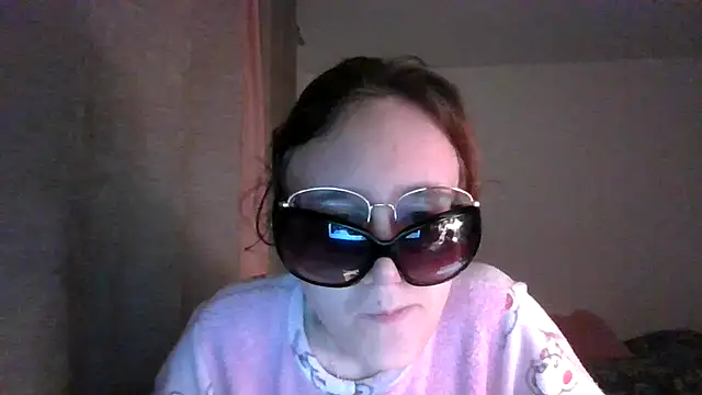 Snapshot of LuckySLove chatting on 01/31/26, 09:24 LuckySLove online show from 01/31/26, 09:24