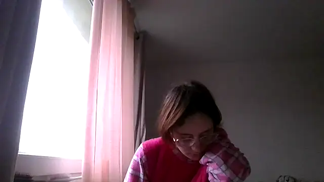 Snapshot of LuckySLove chatting on 02/22/26, 03:32 LuckySLove online show from 02/22/26, 03:32