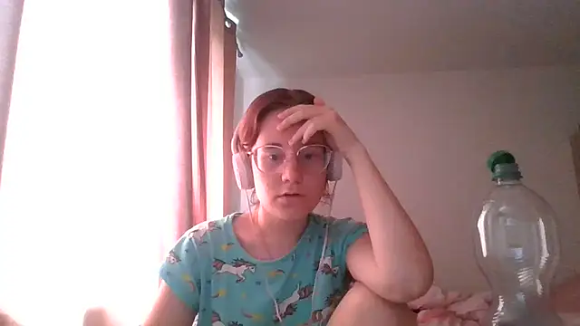 Snapshot of LuckySLove chatting on 07/03/26, 01:17 LuckySLove online show from 07/03/26, 01:17