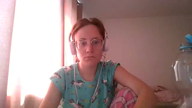 Snapshot of LuckySLove chatting on 07/13/26, 02:31 LuckySLove online show from 07/13/26, 02:31