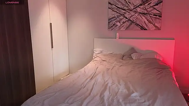 Snapshot of Miraa_Belle chatting on 10/25/25, 12:56 Miraa Belle online show from 10/25/25, 12:56