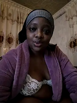 Snapshot of paynothicknesss chatting on 10/14/25, 11:27 paynothicknesss online show from 10/14/25, 11:27