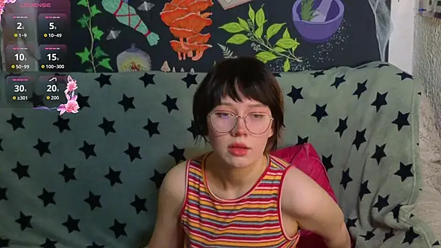 ReincarnatedAngel online show from 11/15/25, 09:32